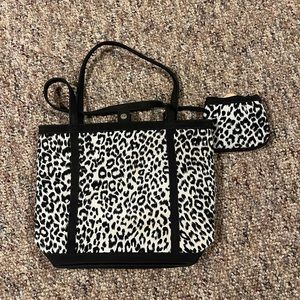 Black and White Leopard Printed Purse With Change Purse